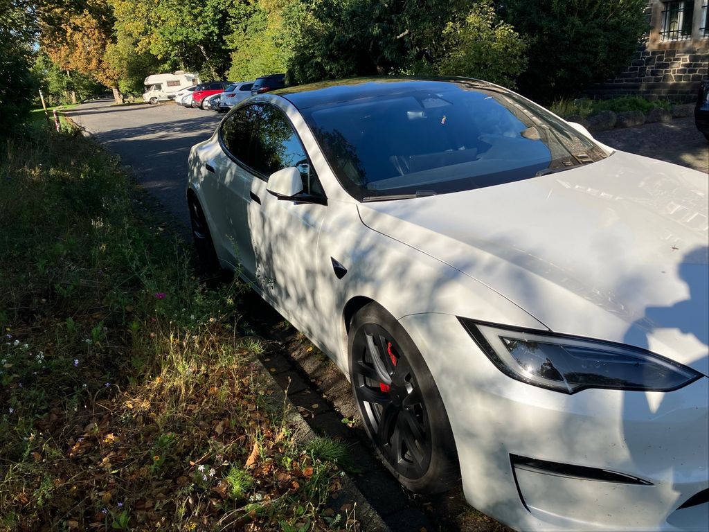 Tesla Model S 2023
