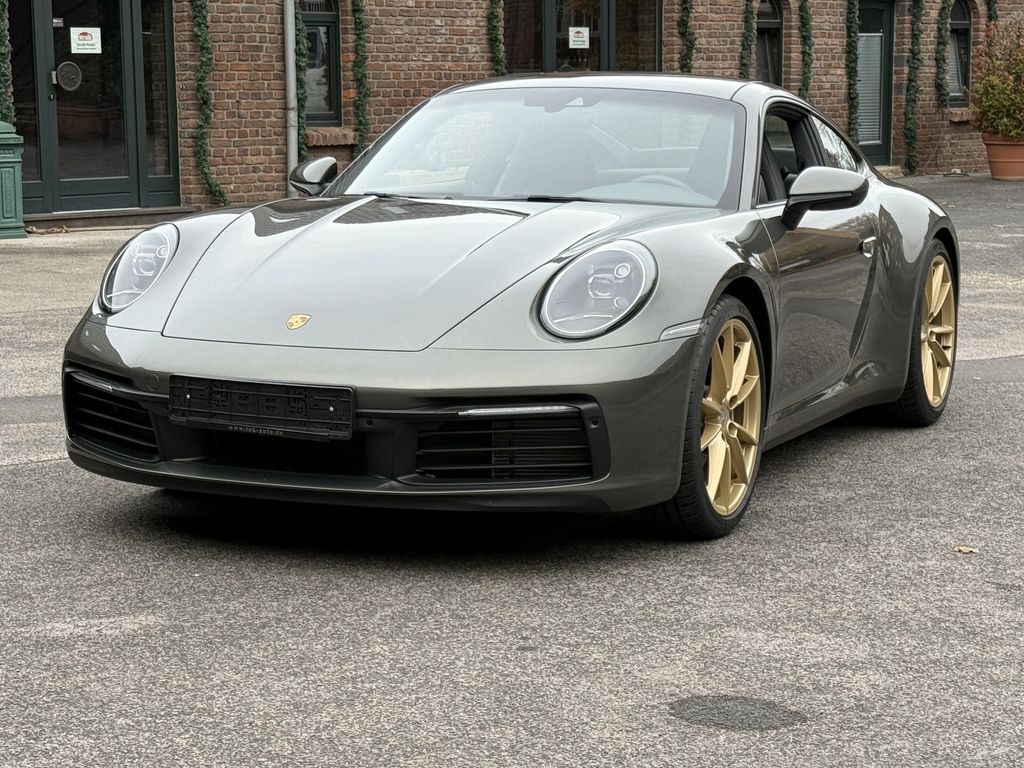 Porsche 992 2024