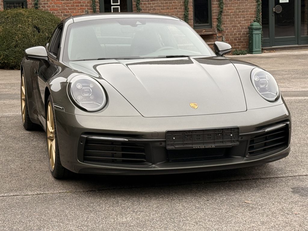 Porsche 992 2024