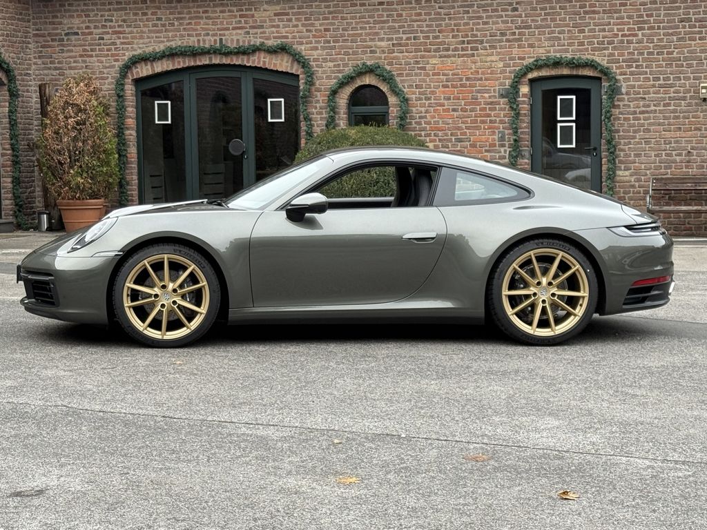 Porsche 992 2024