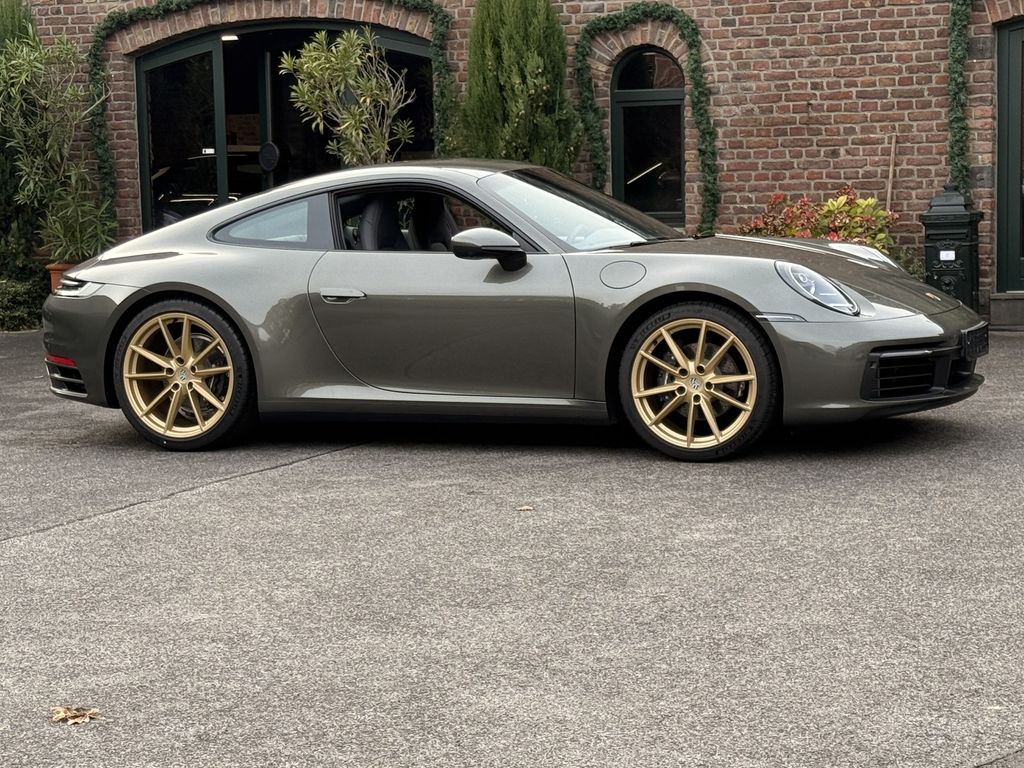 Porsche 992 2024