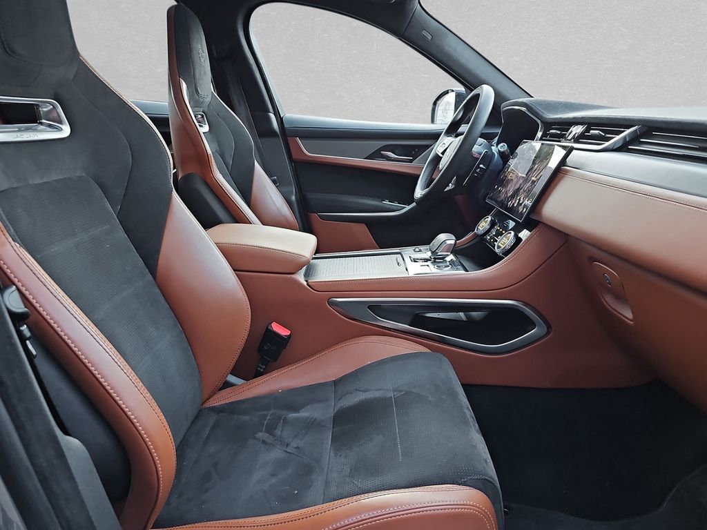 Jaguar F-Pace 2021