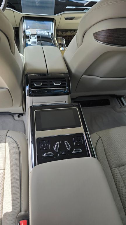 Audi A8 2022