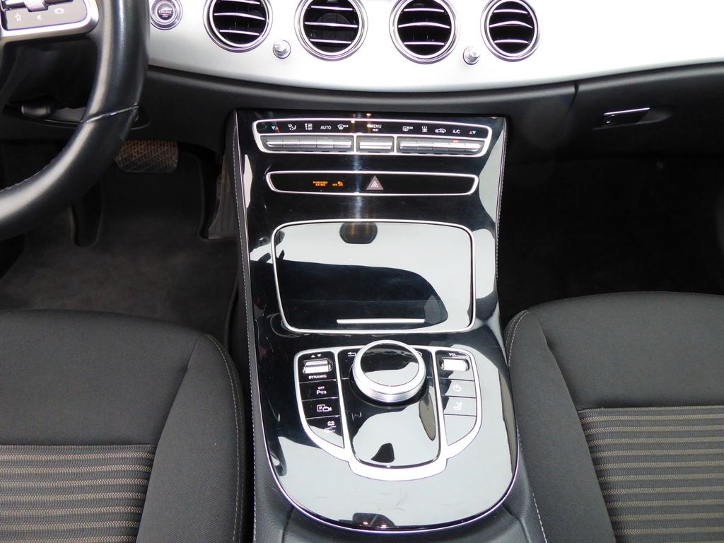 Mercedes-Benz E 300 2019