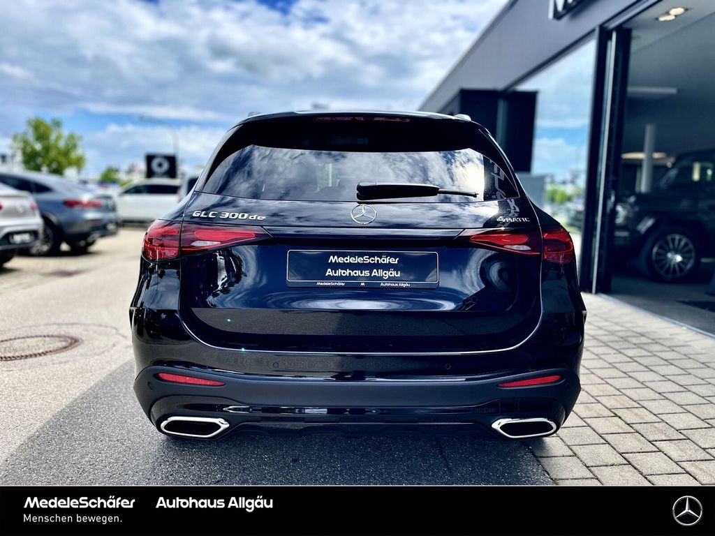 Mercedes-Benz GLC 300 2025