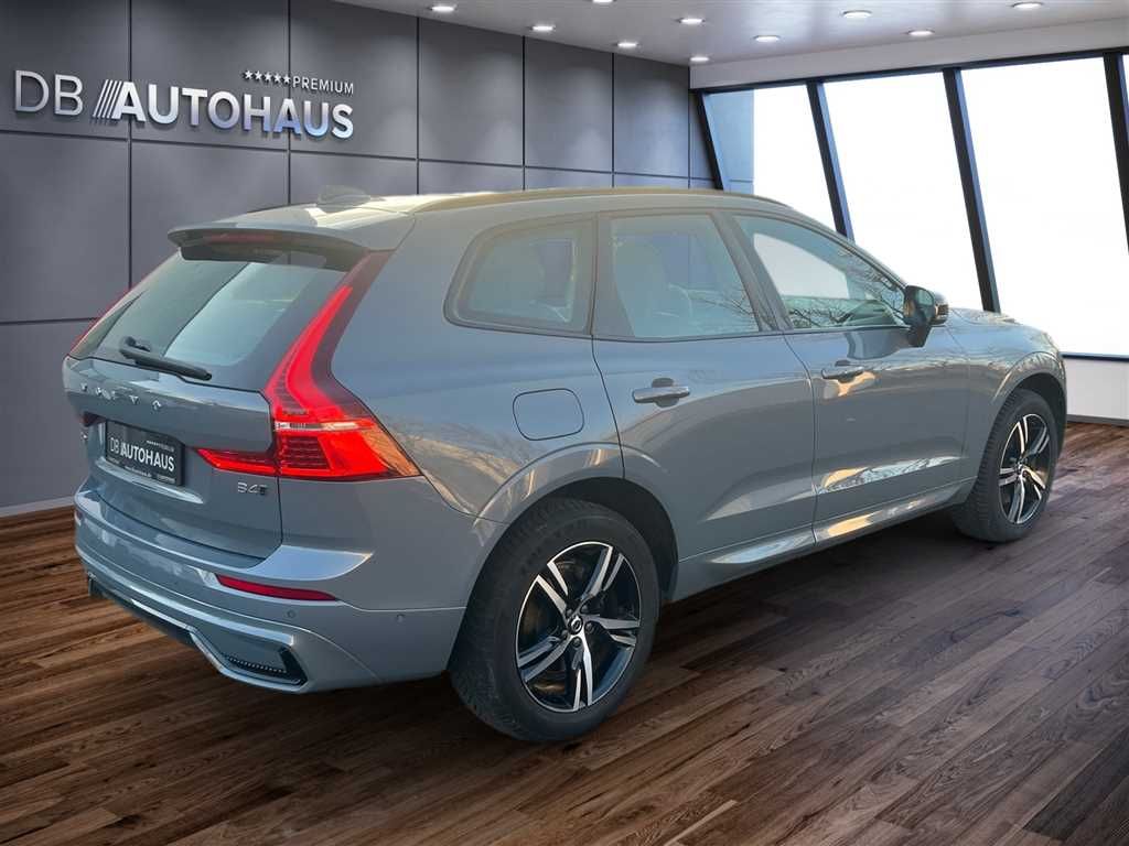 Volvo XC60 2022