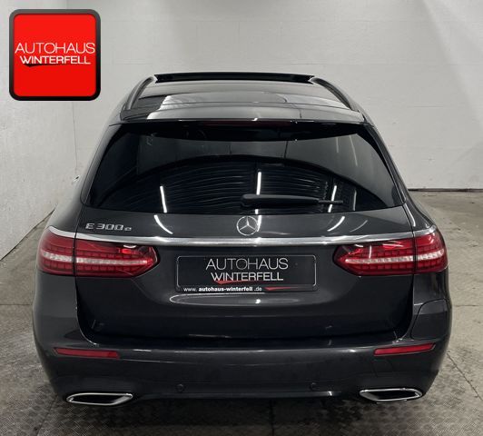 Mercedes-Benz E 300 2022
