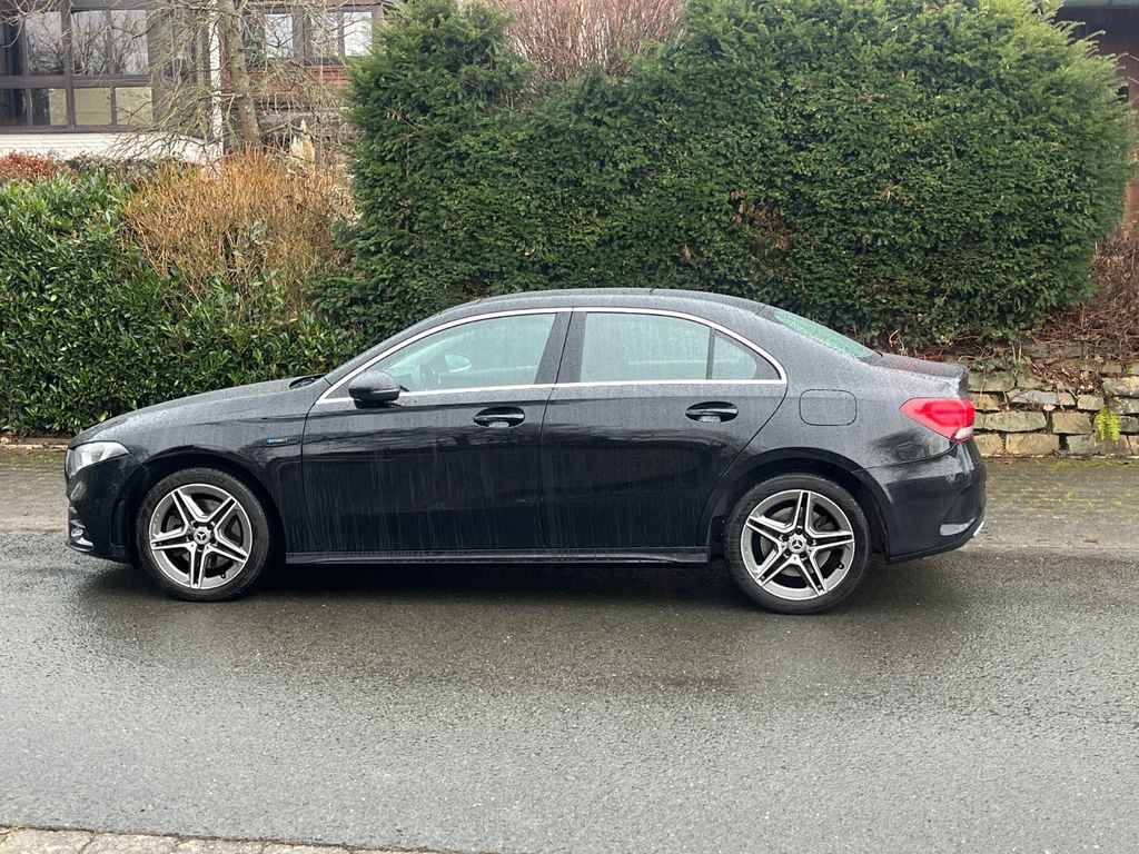 Mercedes-Benz A 250 2021