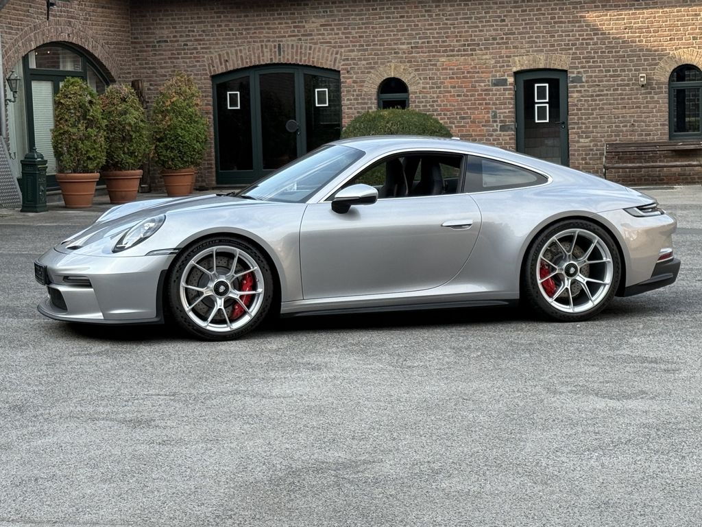 Porsche 992 2025