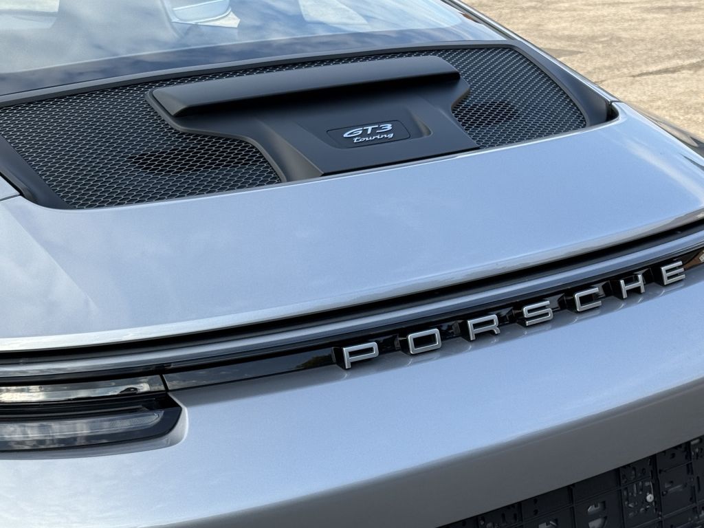 Porsche 992 2025