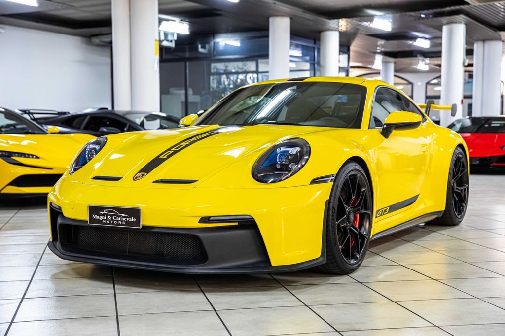 Porsche 992 2023