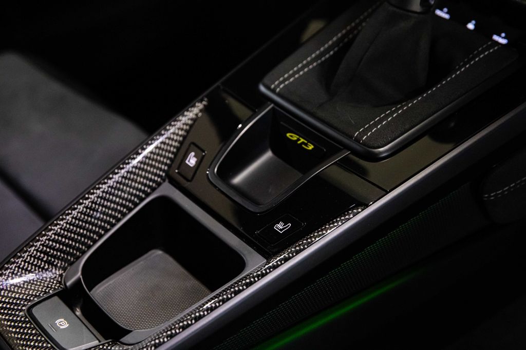 Porsche 992 2023