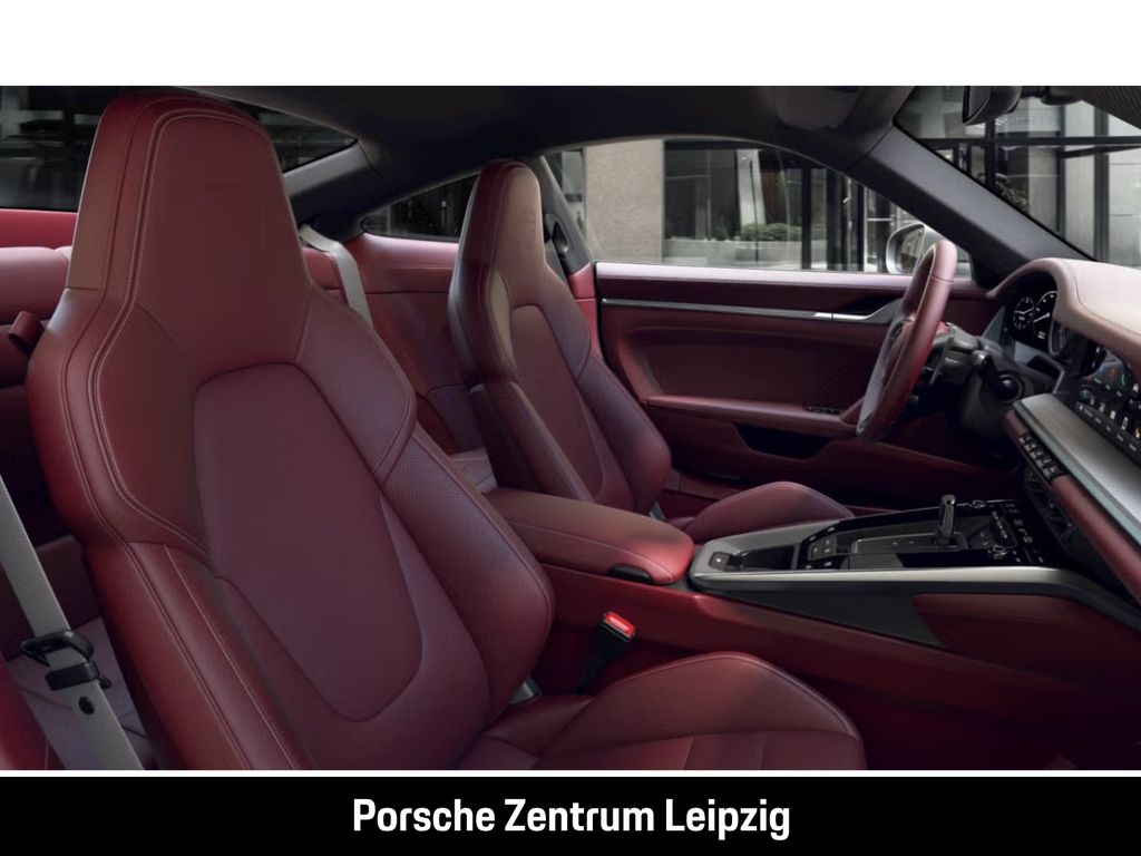 Porsche 992 2023