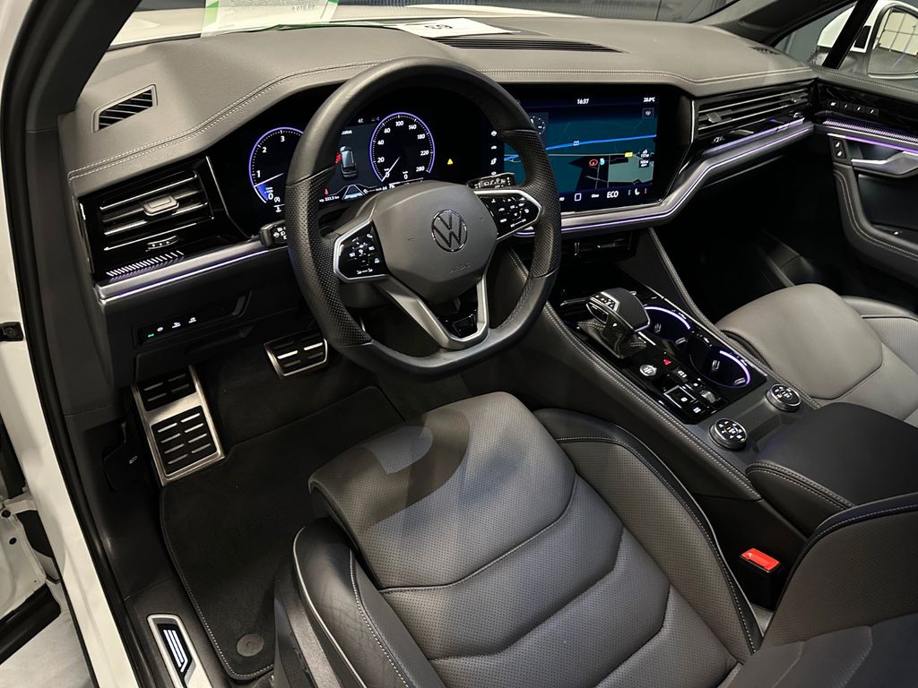 Volkswagen Touareg 2024