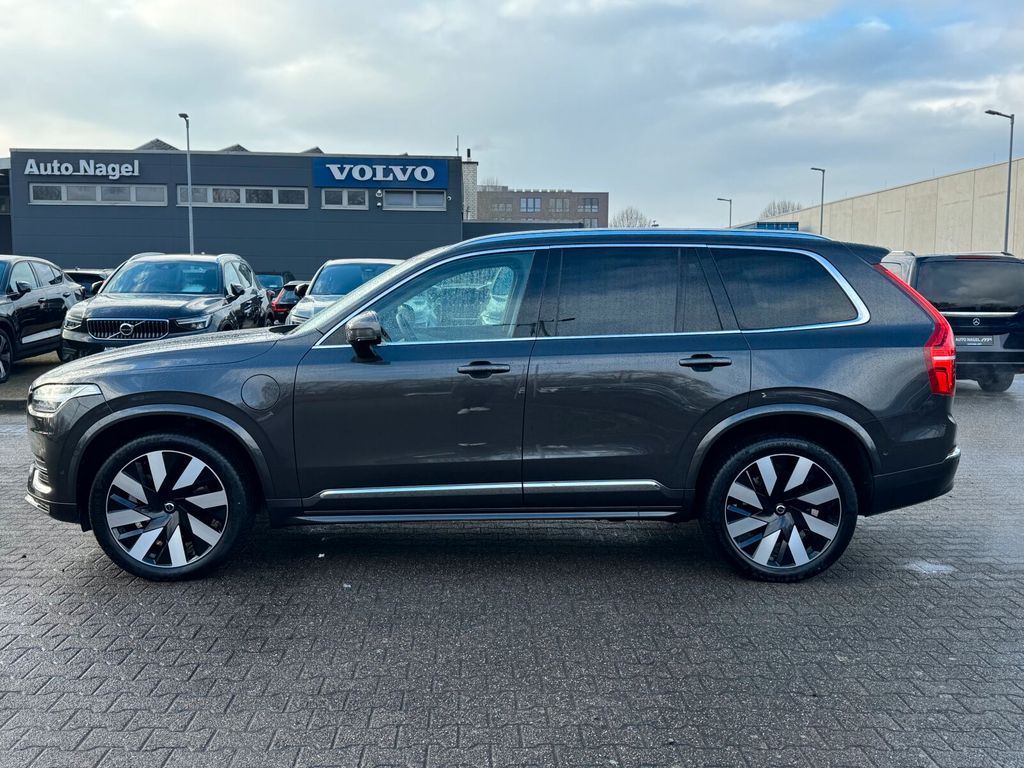 Volvo XC90 2025