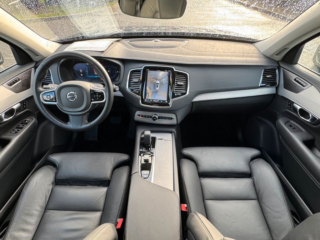 Volvo XC90 2025