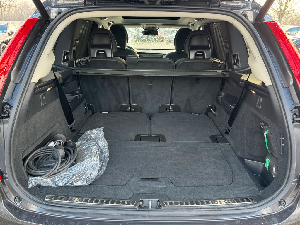 Volvo XC90 2025