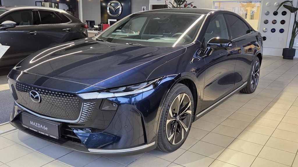 Mazda 6e 2025