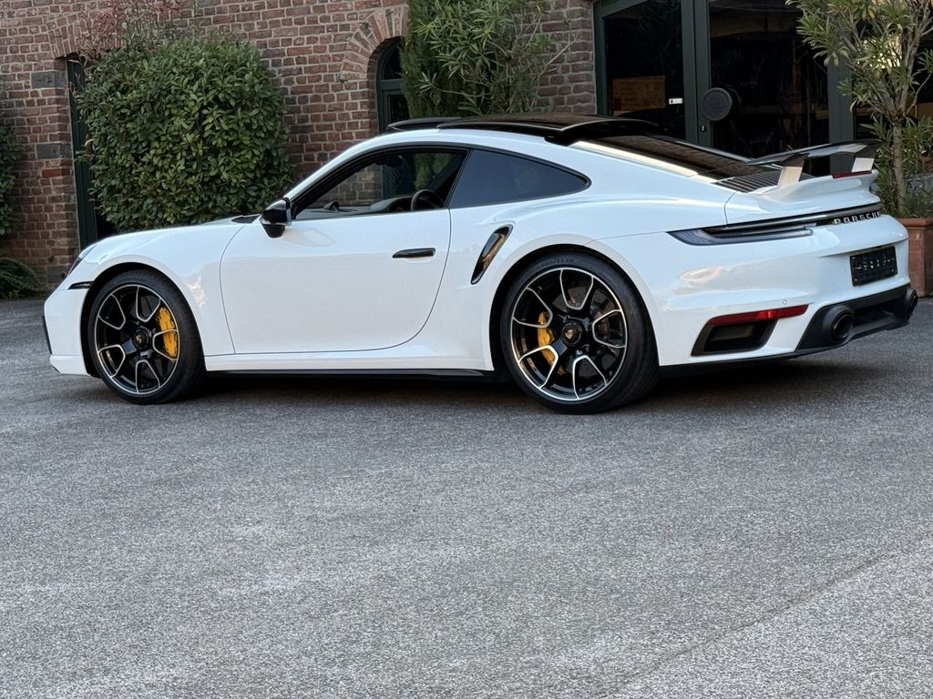 Porsche 992 2024