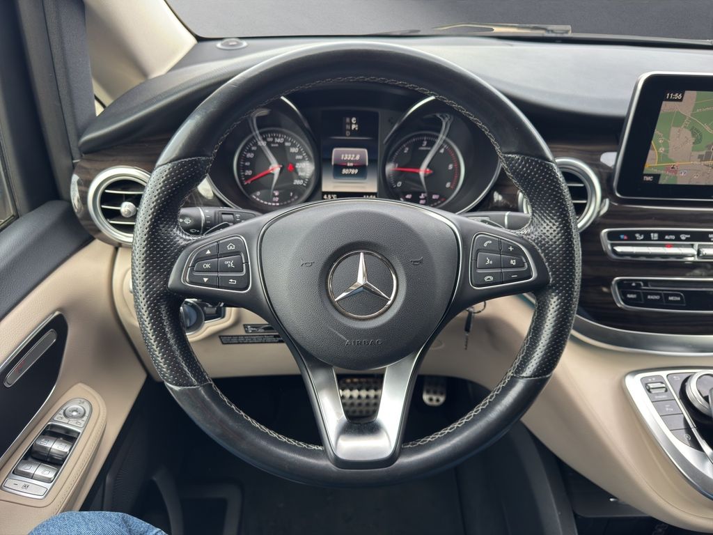 Mercedes-Benz 2020