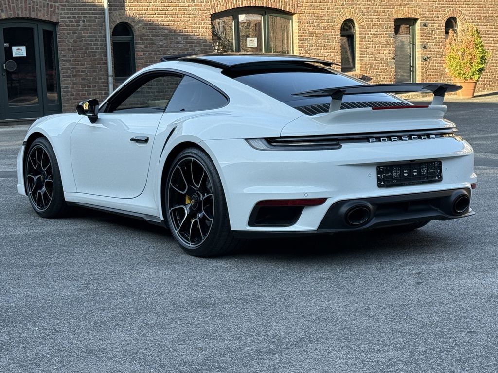 Porsche 992 2024