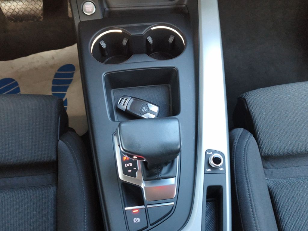 Audi A4 2022