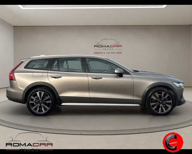 Volvo V60 Cross Country 2020