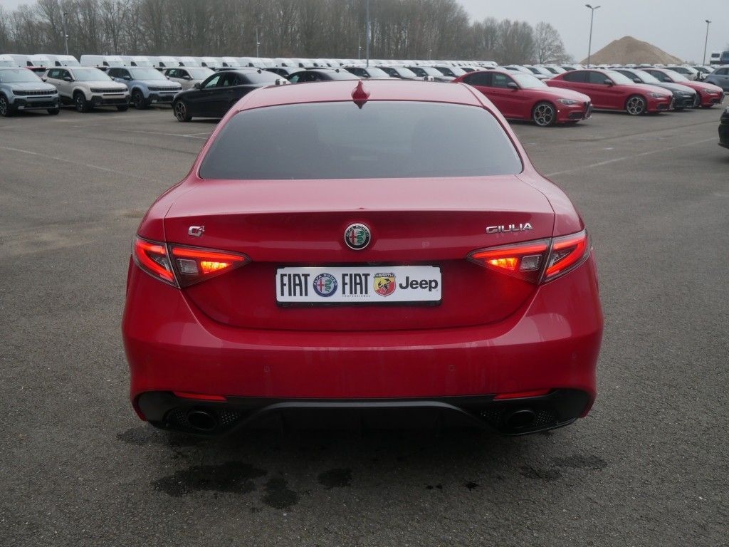 Alfa Romeo Giulia 2023