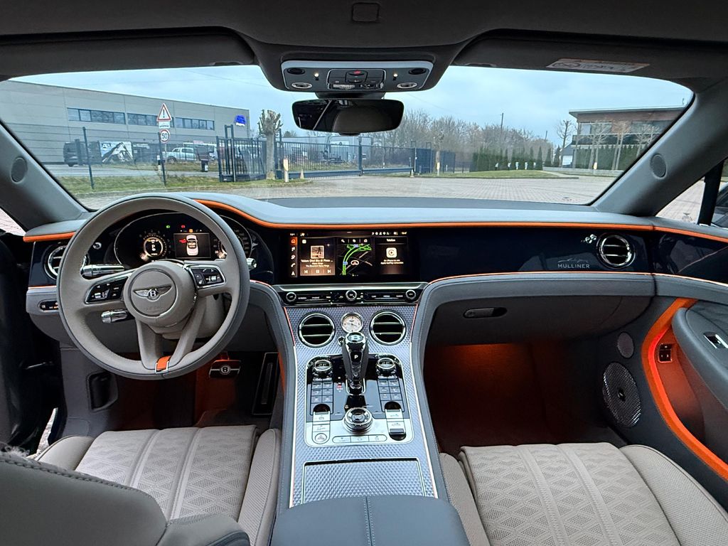 Bentley Continental GTC 2025