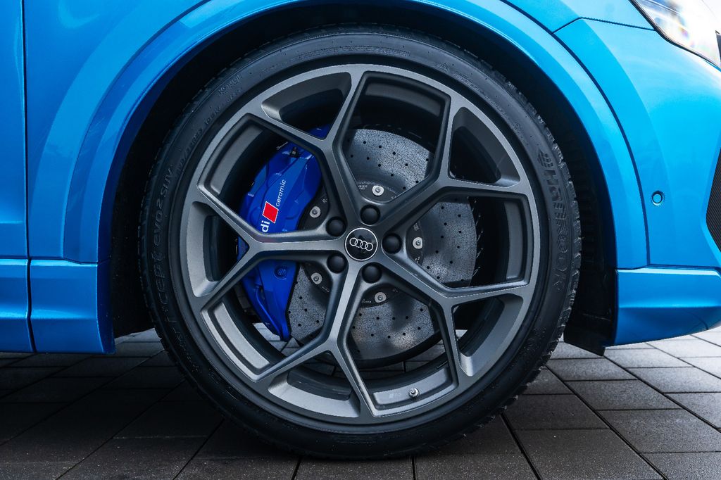 Audi RSQ8 2025