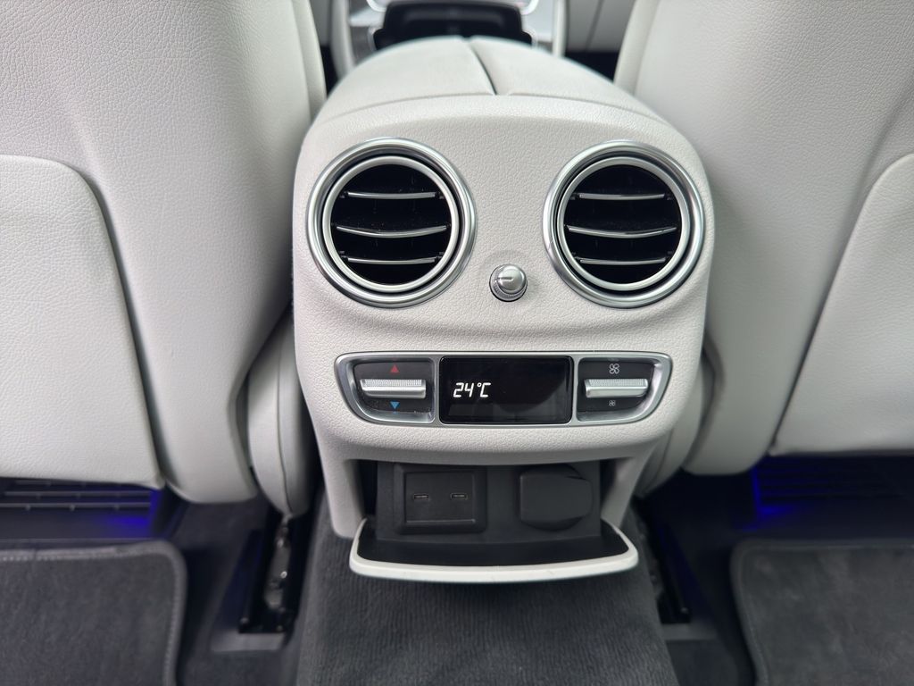 Mercedes-Benz E 300 2021