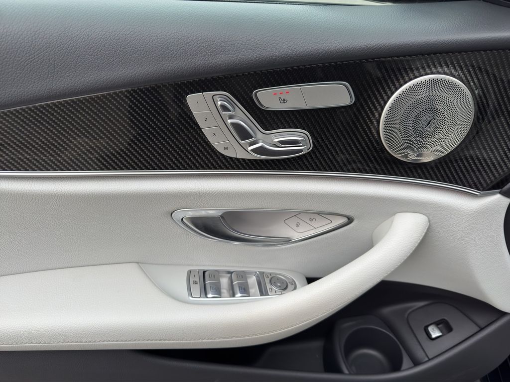 Mercedes-Benz E 300 2021