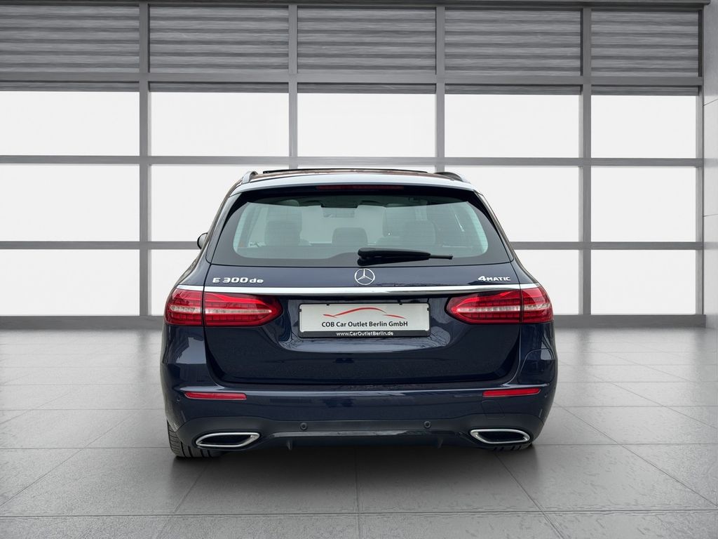 Mercedes-Benz E 300 2021