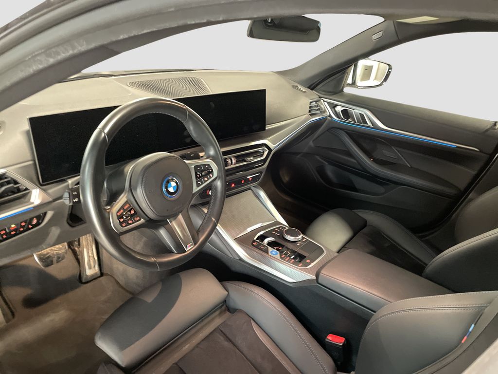 BMW i4 2023