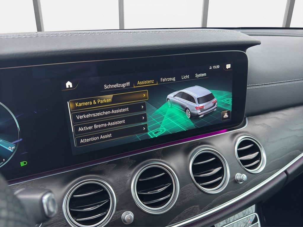 Mercedes-Benz E 300 2021