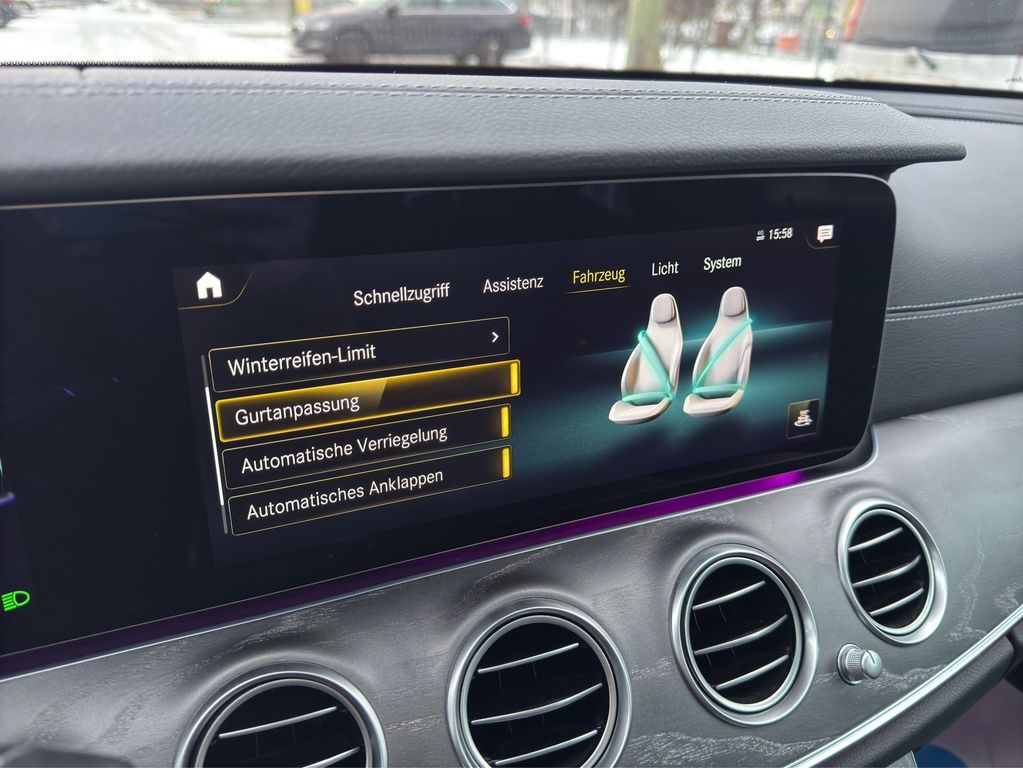 Mercedes-Benz E 300 2023