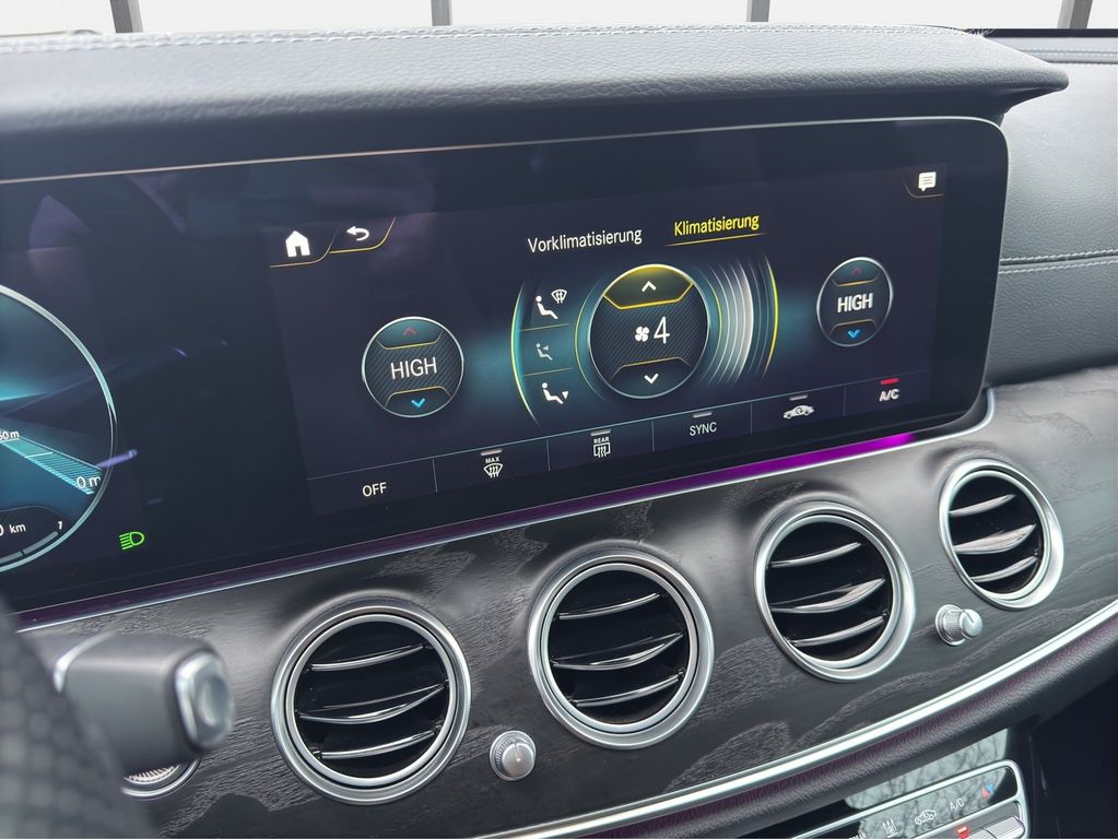 Mercedes-Benz E 300 2021