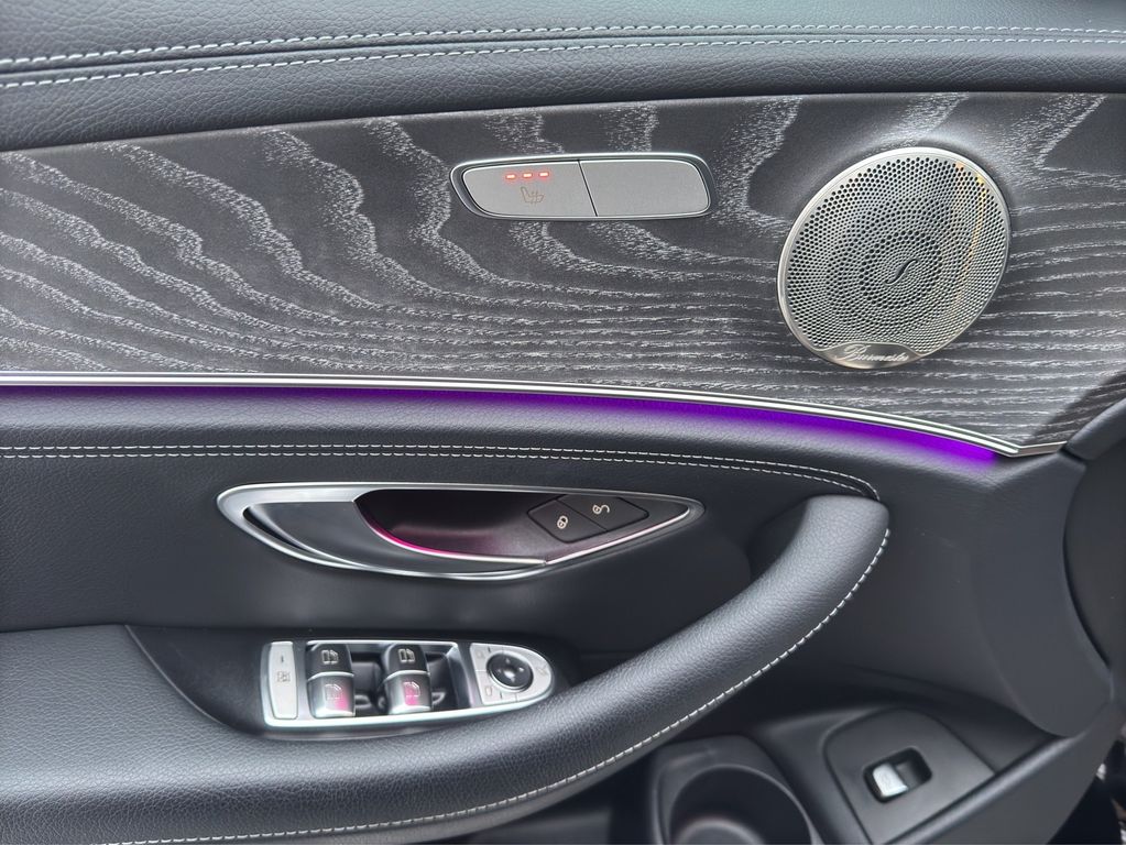 Mercedes-Benz E 300 2023