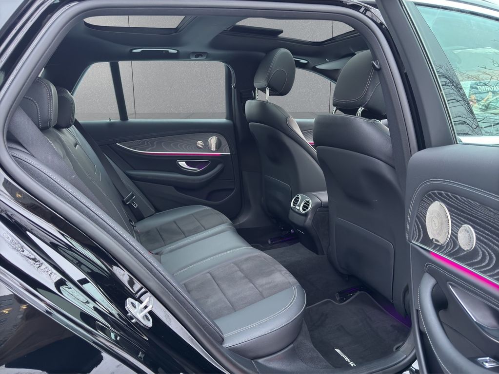 Mercedes-Benz E 300 2023