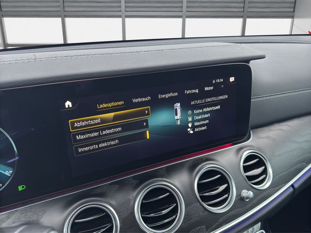 Mercedes-Benz E 300 2021