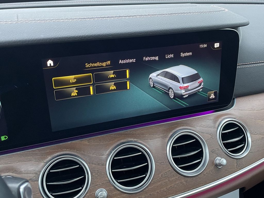 Mercedes-Benz E 300 2021