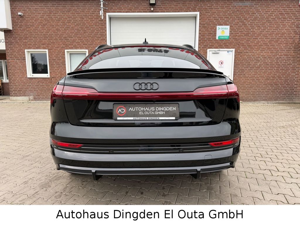 Audi e-tron 2022