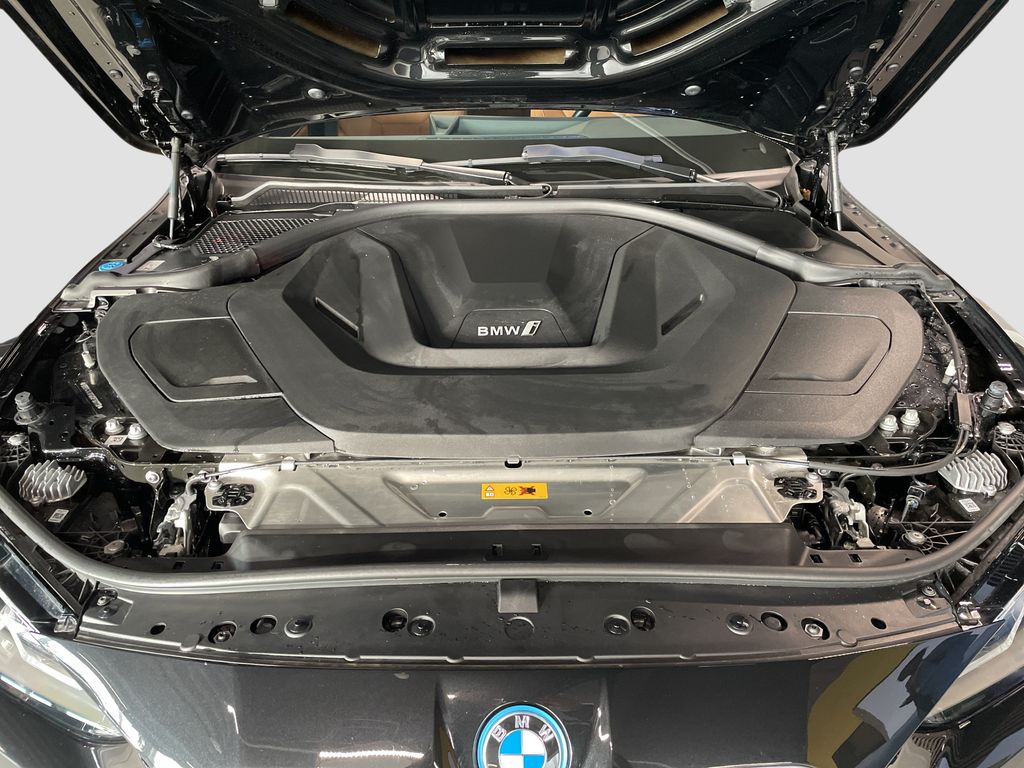 BMW i4 2023
