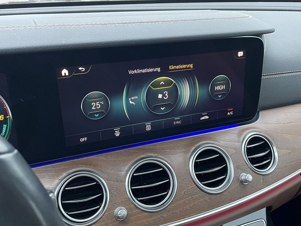 Mercedes-Benz E 300 2021