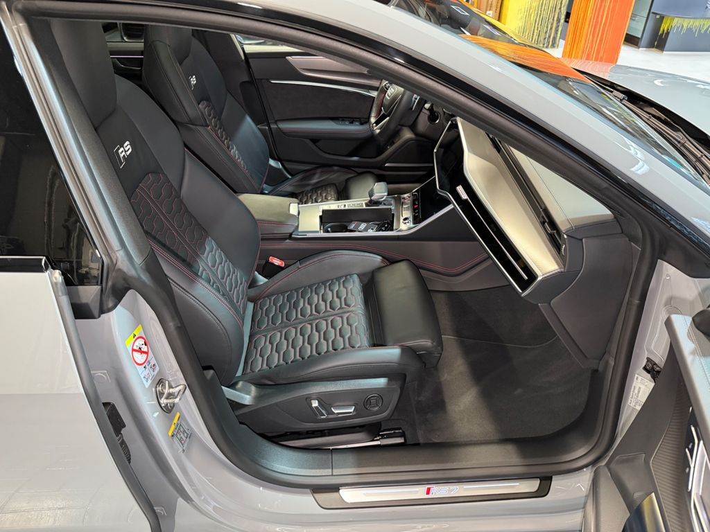 Audi RS7 2024