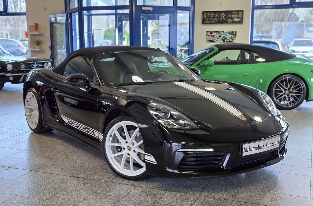 Porsche Boxster 2024