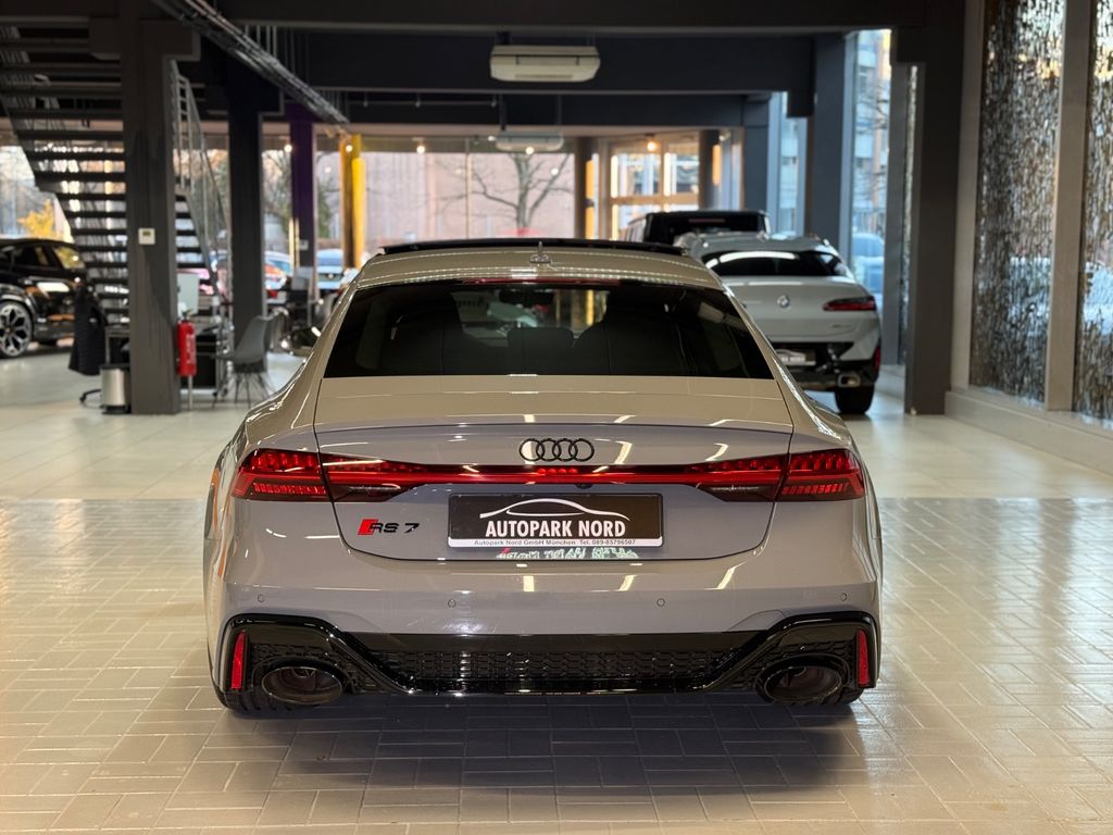 Audi RS7 2024