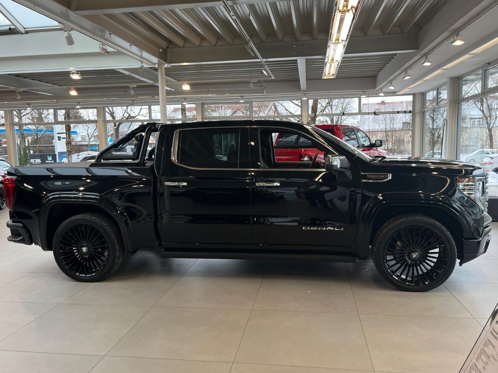 GMC Sierra