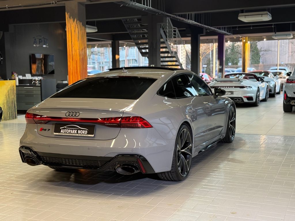Audi RS7 2024