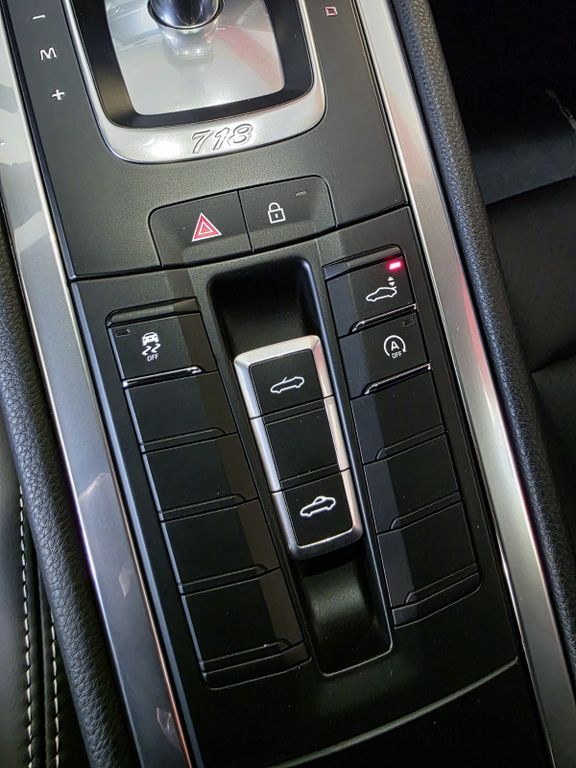 Porsche Boxster 2024